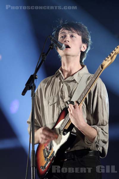 OUGHT - 2014-10-30 - PARIS - Grande Halle de La Villette - 